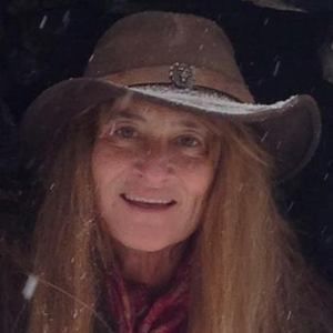 Meet your Posher, Mikki